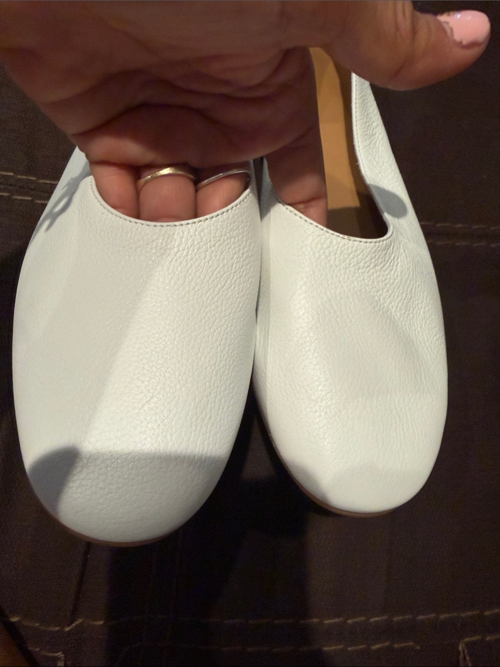 Everlane White Pebbled Leather Slip-On Flats - Picture 6 of 9